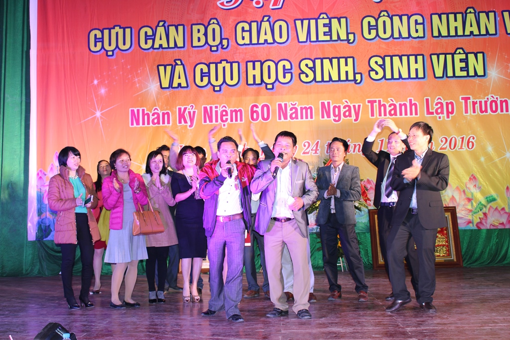 Gặp gỡ các thế hệ
