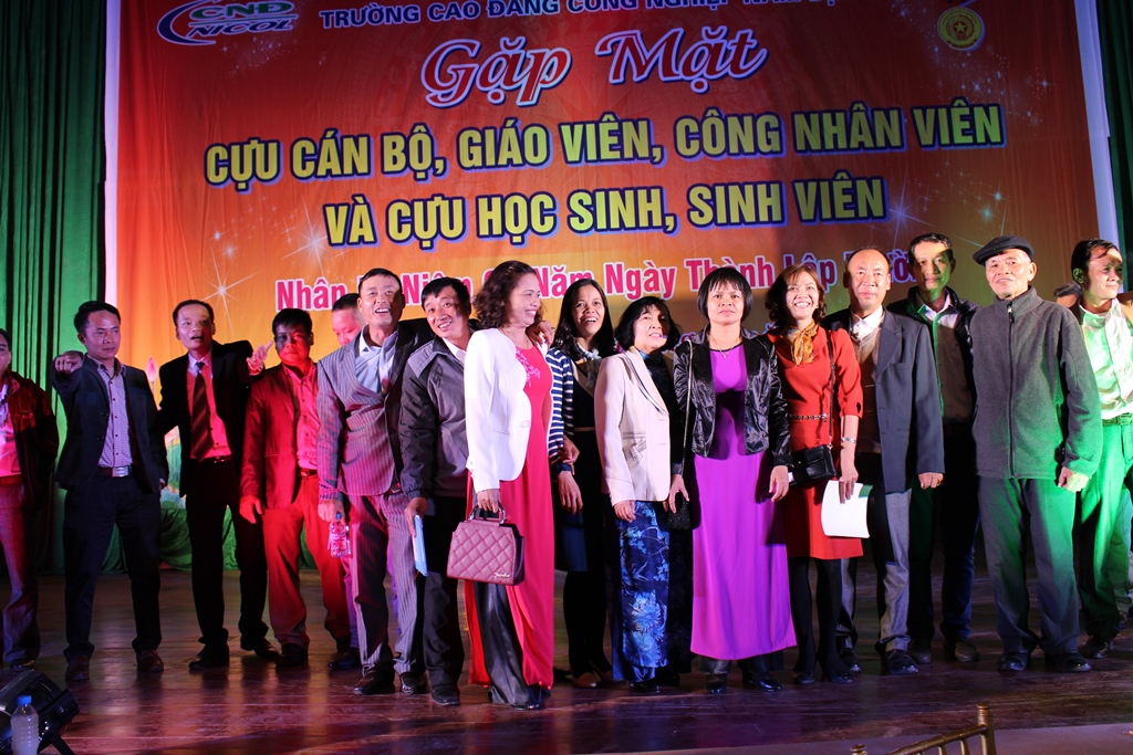 Gặp gỡ các thế hệ