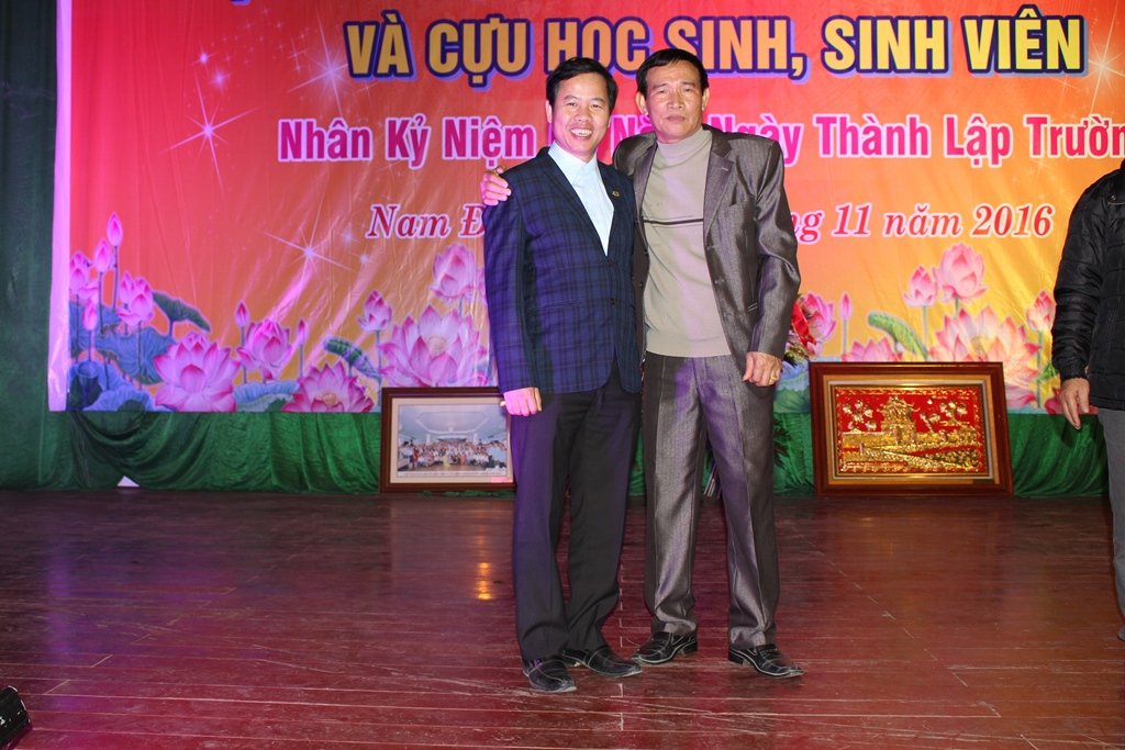 Gặp gỡ các thế hệ