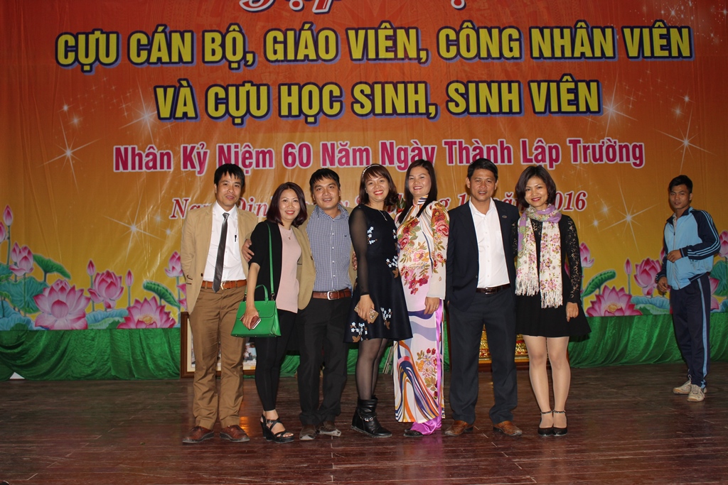 Gặp gỡ các thế hệ